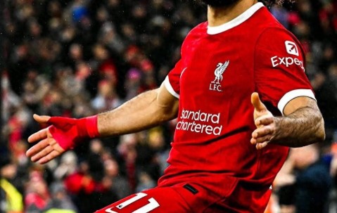 包含洛杉矶快船训练开放日；赛后单刀错失引欢呼；社区盾在即；赛程密集仍需轮换的词条-3377体育娱乐